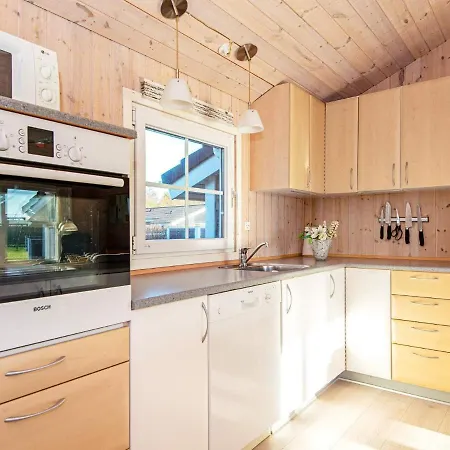 6 Person Holiday In Hemmet Vakantiehuis *