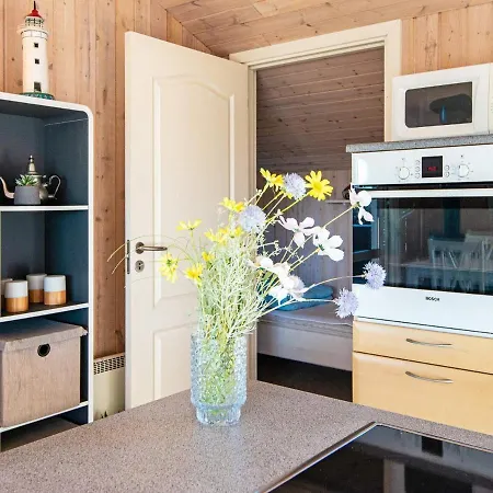 6 Person Holiday In Hemmet *