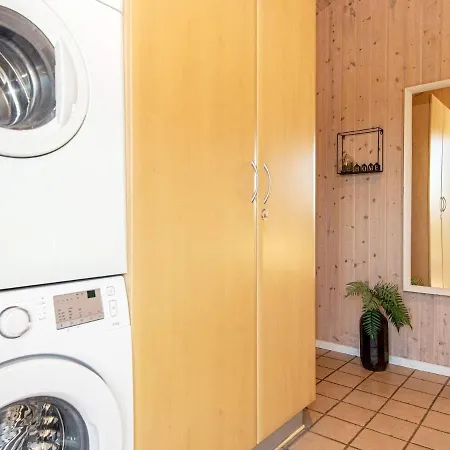 6 Person Holiday In Hemmet Vakantiehuis Falen